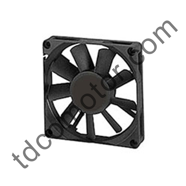 DC Axial ພັດລົມຂະ ໜາດ 80x80x15 YZ-8015D ຊຸດແຂນເສື້ອແຂນ